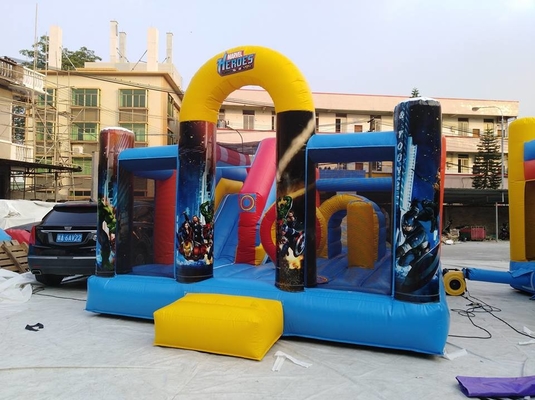Spaß-Sprungs-Jumper Inflatable Combo Bouncer Castle-Schlag-Haus im Freien
