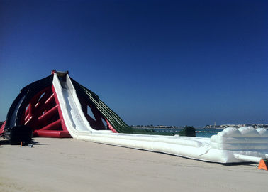 75m lange rotes Weiß Außenseiten-riesige aufblasbare Wasserrutsche PVCs mit Bolwer