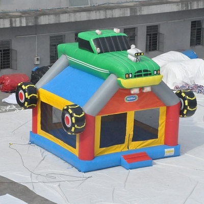 Kommerzieller aufblasbarer Prahler-Haus-Auto-Entwurfs-im Freien springende Schloss-Miete