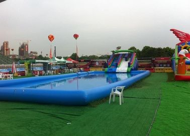 Blauer großer aufblasbarer Kinderswimmingpool mit Dia für Inground-Pools