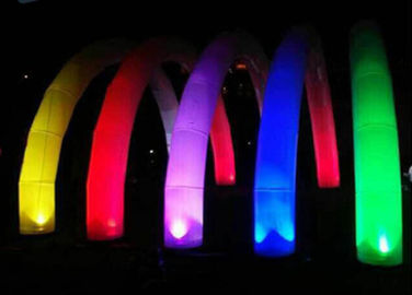 Beleuchten der dekorativen aufblasbaren Bogen-Regenbogen-Form für Rennbetrieb