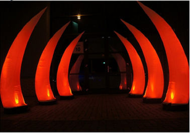 Schöne Brücke führte aufblasbare Beleuchtung für Abendgesellschafts-rote Stoßzahn-Art