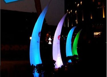 Schöne Brücke führte aufblasbare Beleuchtungs-Stoßzahn-Art für romantische Partei