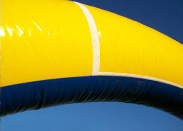 Riesiger Werbungs-Bogen-fertigten aufblasbare Werbungs-Produkte Gelb für Ereignis besonders an