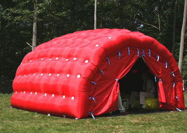 Rotes Zelt im Freien, aufblasbares Zelt Riese Garge für Auto mit PVC-Material