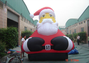Riesiges Weihnachtsmoderner Weihnachtsriese aufblasbare Santa For Advertising im Freien