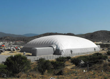 Dauerhaftes super riesiges aufblasbares Zelt-weiße Luft-Gebäudestruktur für das Tennis-Spielen