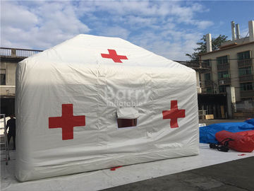 Medizinisches aufblasbares Zelt des Förderungs-weißen roten Kreuzes im Freien mit Logo-Drucken
