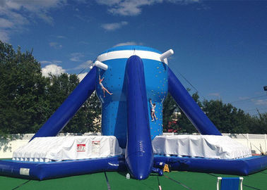 Freie aufblasbare wechselwirkende Spiele Klimb, großer aufblasbarer Kletterwand des Blau-28ft