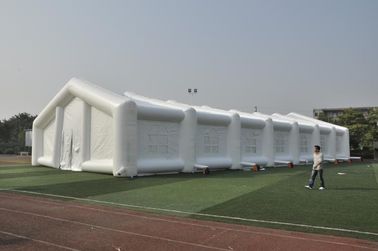 Romantisches aufblasbares Zelt für Heiratsdekoration, wölben sich weißes Festzelt im Freien
