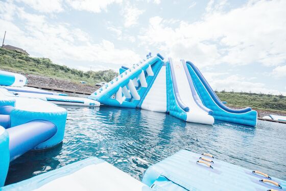 0.9mm PVC-Planen-aufblasbare sich hin- und herbewegende Wasser-Park-Spiele für Hotel-Pool