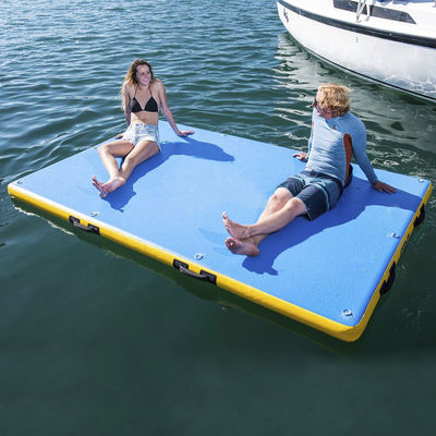 PVC-Tropfen-Stich fertigte aufblasbares Yacht-Dock-Wasser-sich hin- und herbewegende Plattform besonders an