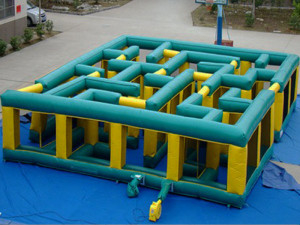 Wasserdichtes aufblasbares Schlag-Haus Maze Outdoor Playground Equipment