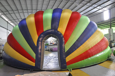 Regenbogen-aufblasbares Zelt, buntes aufblasbares Stadiums-Zelt PVCs für Festival