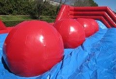 Bereich Wipeout großer Spiele Baller aufblasbarer wechselwirkender Brige-Weg für Spielplatz