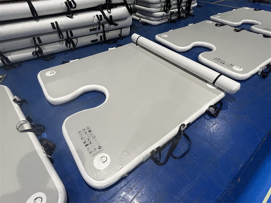 Luxus-Wassersport-Spiel 2x2x0.1m Graue aufblasbare Dockplattform Landewände für Bootsstopp