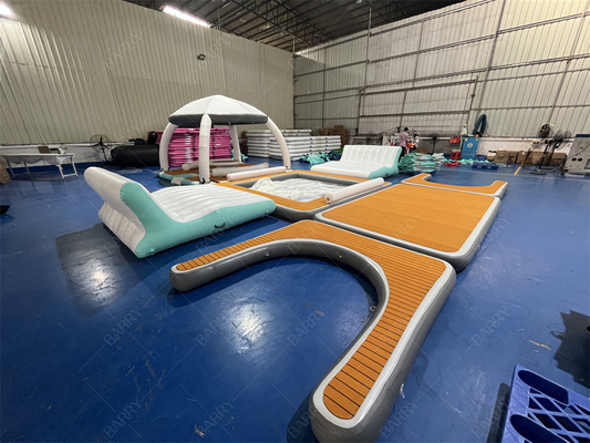 Gewerbliche aufblasbare Yacht Schwimmplattform Insel Boot Dock aufblasbare Bootshaus