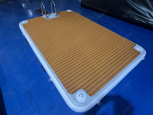 Edelstahltreppe 3x2x0.2m aufblasbare Jet-Ski-Dock-Pontoon zum Parken von Booten