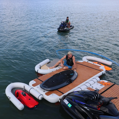 U-Form aufblasbares schwimmendes Dock für Motorboote aufblasbares Jet Ski Dock