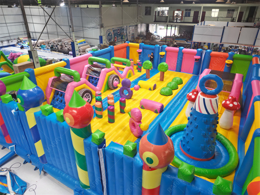 Custom World'S Biggest Kids Indoor Bounce House Vergnügungspark Aufblasplatz