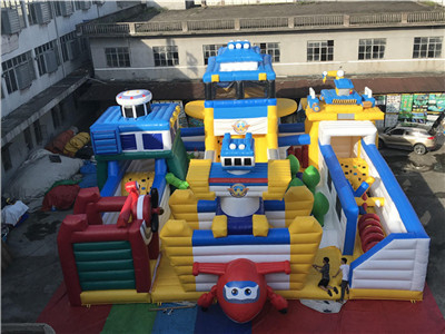 Super Wings Bounce Spielplatz Themenpark Cartoon Indoor Aufblasbares Spielplatz