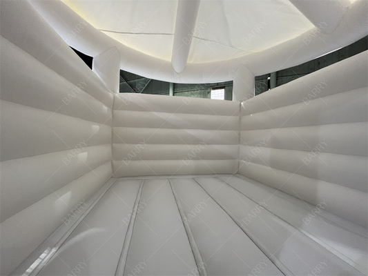 5x4.5x4.5m Weiße Indoor aufblasbare Aussteiger mit Deckel aufblasbare Sprunghäuser für Hochzeit