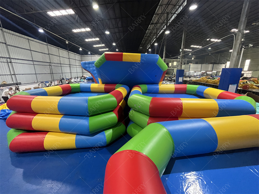 Schwimmbad mit aufblasbarer PVC-Platte für Wasserspiele