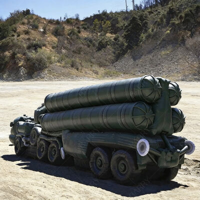 Windwiderstandsfähige Leistung Kundenspezifisches aufblasbares Luftabwehrraketenfahrzeug-Tarnobjekt
