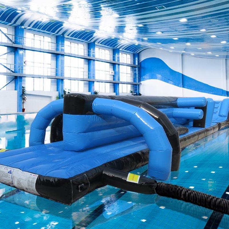 Aufblasbares Wasserspielzeug Hindernislauf für den Pool 13M Schwarz & Blau Zwillingsbahn Pool Aufblasbares Aqua Run