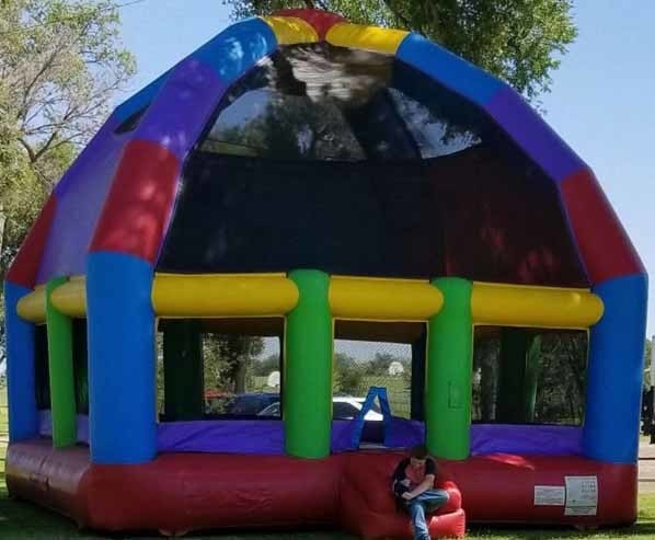 Gewerblich gefertigtes PVC Mega Dome Sprunghaus für Erwachsene zur Vermietung für Partys