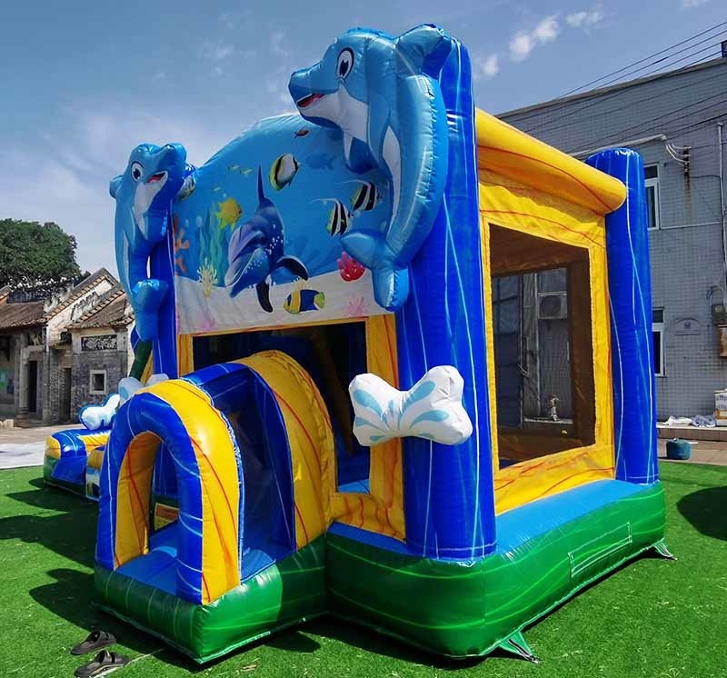 Maßgeschneidertes Dolphin-Sprunghaus mit Rutsche Unterwasserwelt Themen-Sprung Schloss für Kinder
