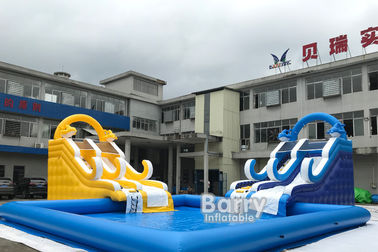 Kundengebundene Größen-aufblasbare Wasserrutsche mit Swimmingpool für Geschäfts-Miete