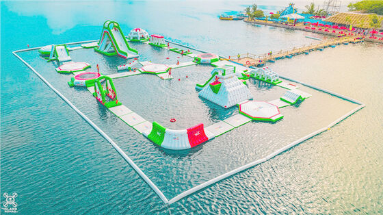 Erwachsen-aufblasbare sich hin- und herbewegende Hindernis-Wasser-Park-Spiele mit TUV-Zertifikat