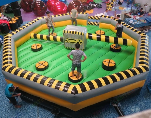 Kundengebundenes Herausforderungs-aufblasbares Einschmelzen-Spiel mit Rotative Durchmesser der Maschinen-7m